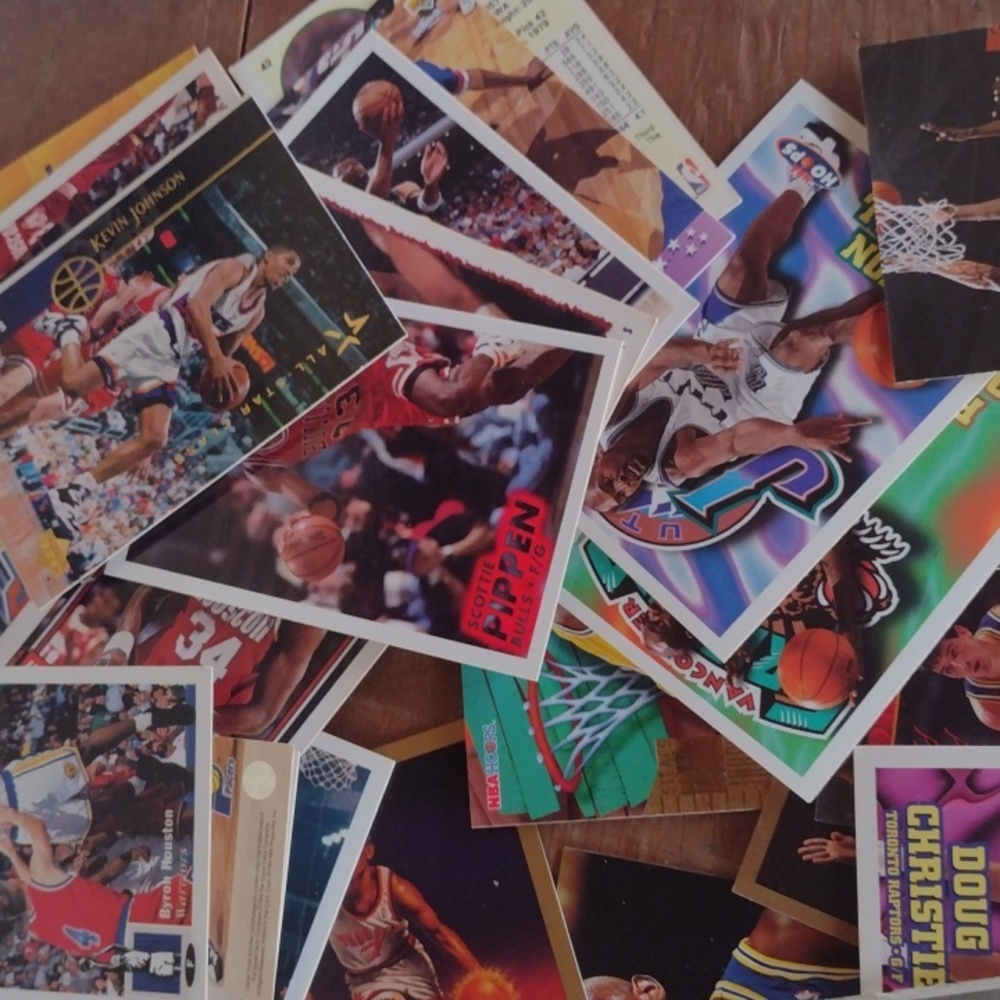 Assorted Basketball Trading Cards - Picture 4 of 6